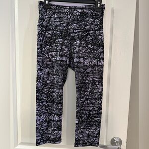 Old Navy Leggings, Size M, Purple/Black, gently used